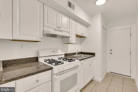$475,000 | 1105 16th Street Northeast, Washington, DC 20002