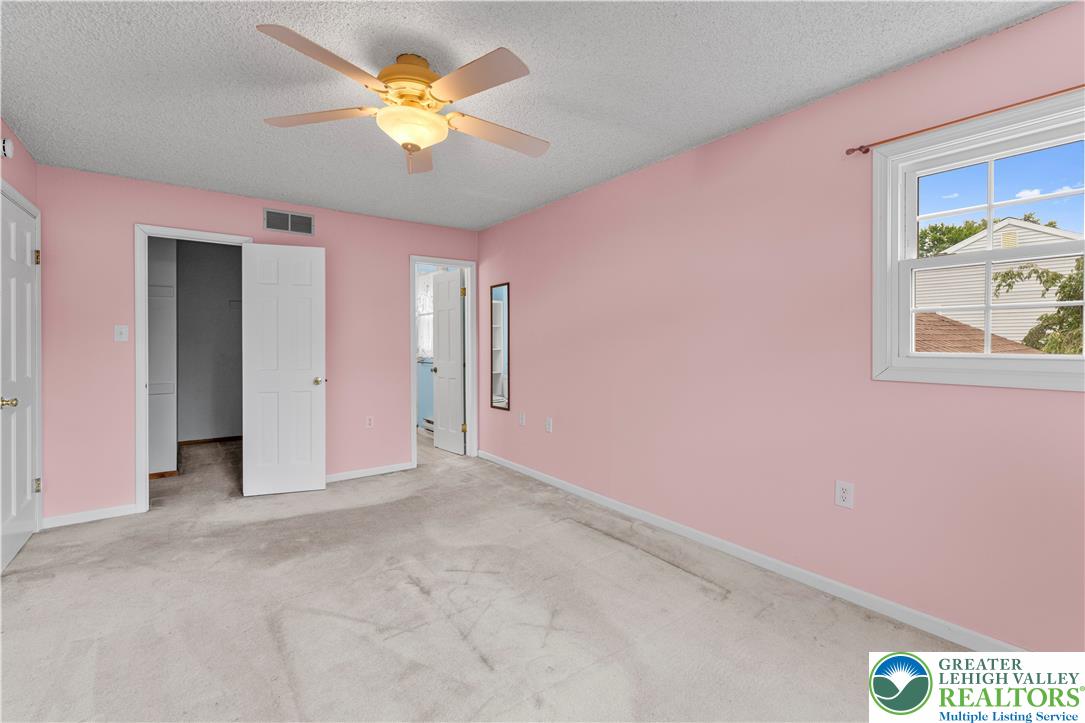 3919 Carter Road Bethlehem, PA 18020 - Photo 22 of 39 Primary bedroom w/ walk in closet