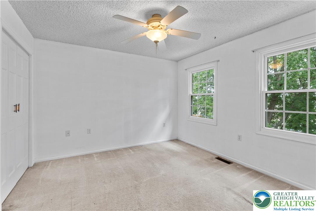 3919 Carter Road Bethlehem, PA 18020 - Photo 24 of 39 Bedroom 2