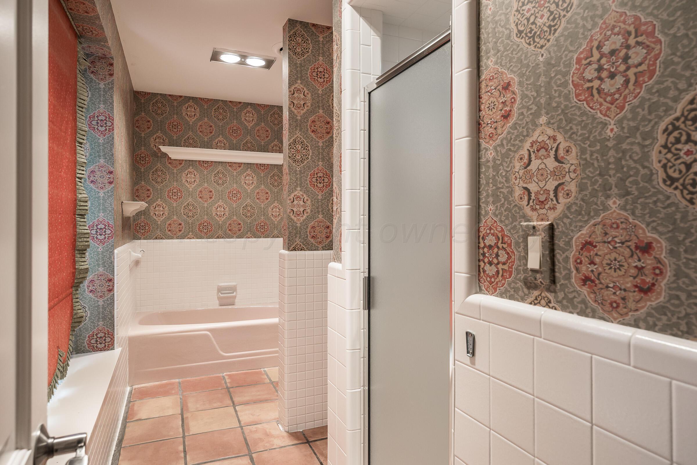 1061 Tascosa Road Amarillo, TX 79124 - Photo 42 of 52 036_Bath and Shower 4
