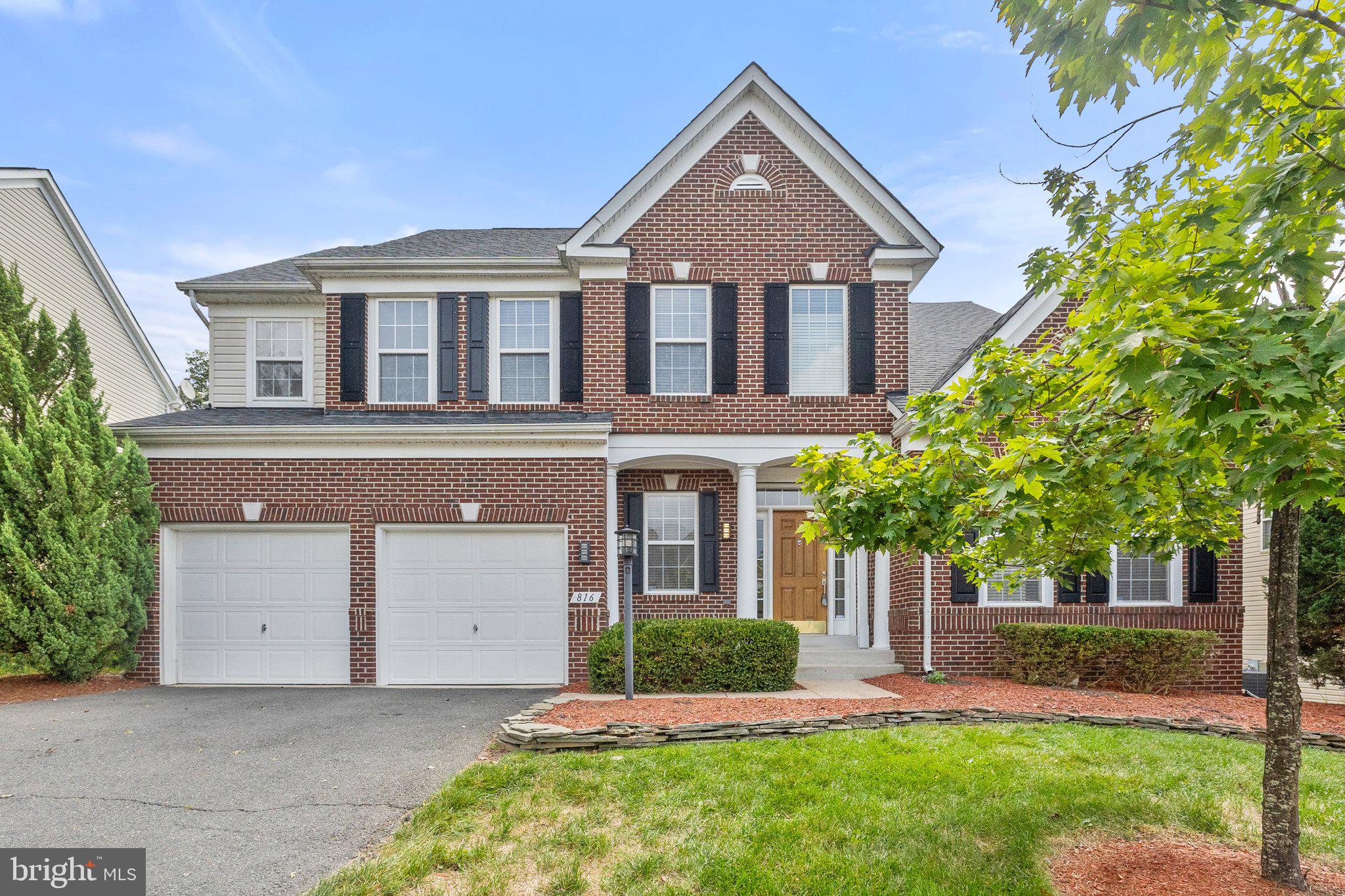 816 Larch Valley Ct Northeast  