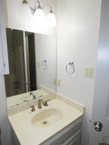 $1,595 | 707 Kelli, Whitehouse, TX 75791