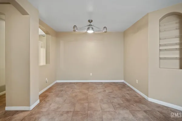 $469,900 | Undisclosed Address, Bakersfield, CA 93312