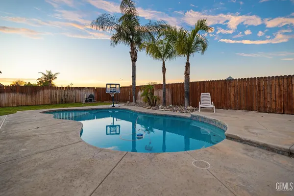 $469,900 | Undisclosed Address, Bakersfield, CA 93312