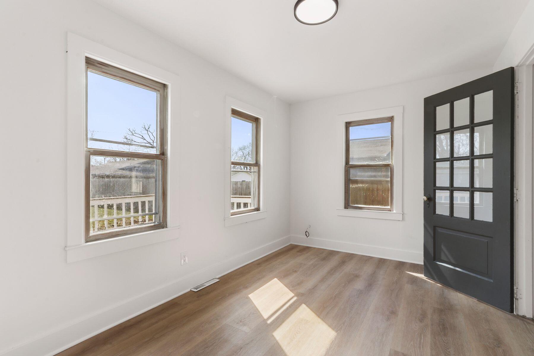 408 East Geneva Street Delavan, WI 53115 - Photo 16 of 29 Main Floor Bedroom