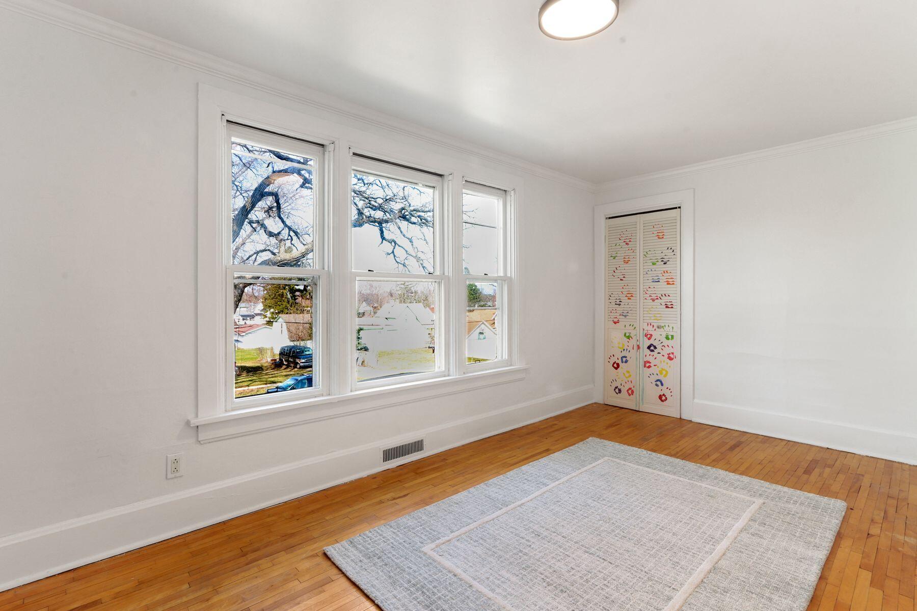 408 East Geneva Street Delavan, WI 53115 - Photo 23 of 29 Upstairs Bedroom