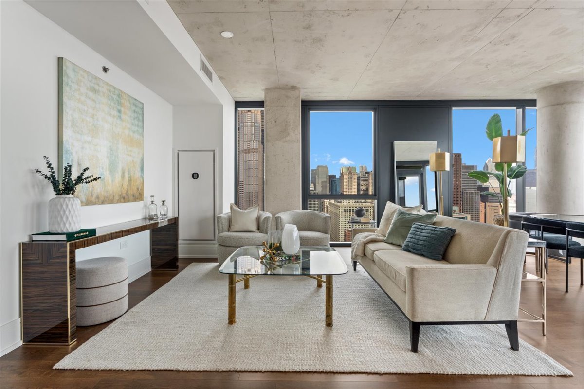234 West Polk Street, Unit 3908 Chicago, IL 60605 - Photo 6 of 44 Gallery Image 6