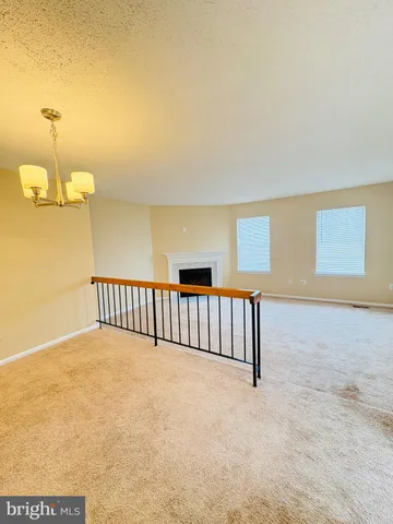 $2,900 | 13918 Big Yankee Lane, Centreville, VA 20121