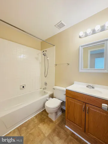 $2,900 | 13918 Big Yankee Lane, Centreville, VA 20121