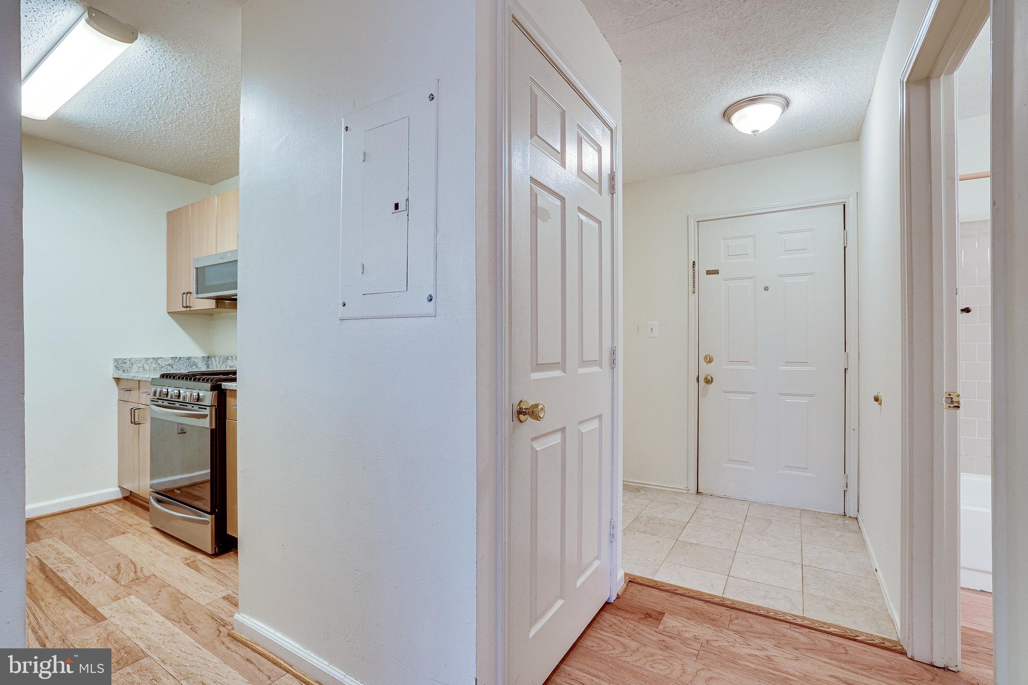 21007 Timber Ridge Terrace, Unit 102 Ashburn, VA 20147 - Photo 11 of 51