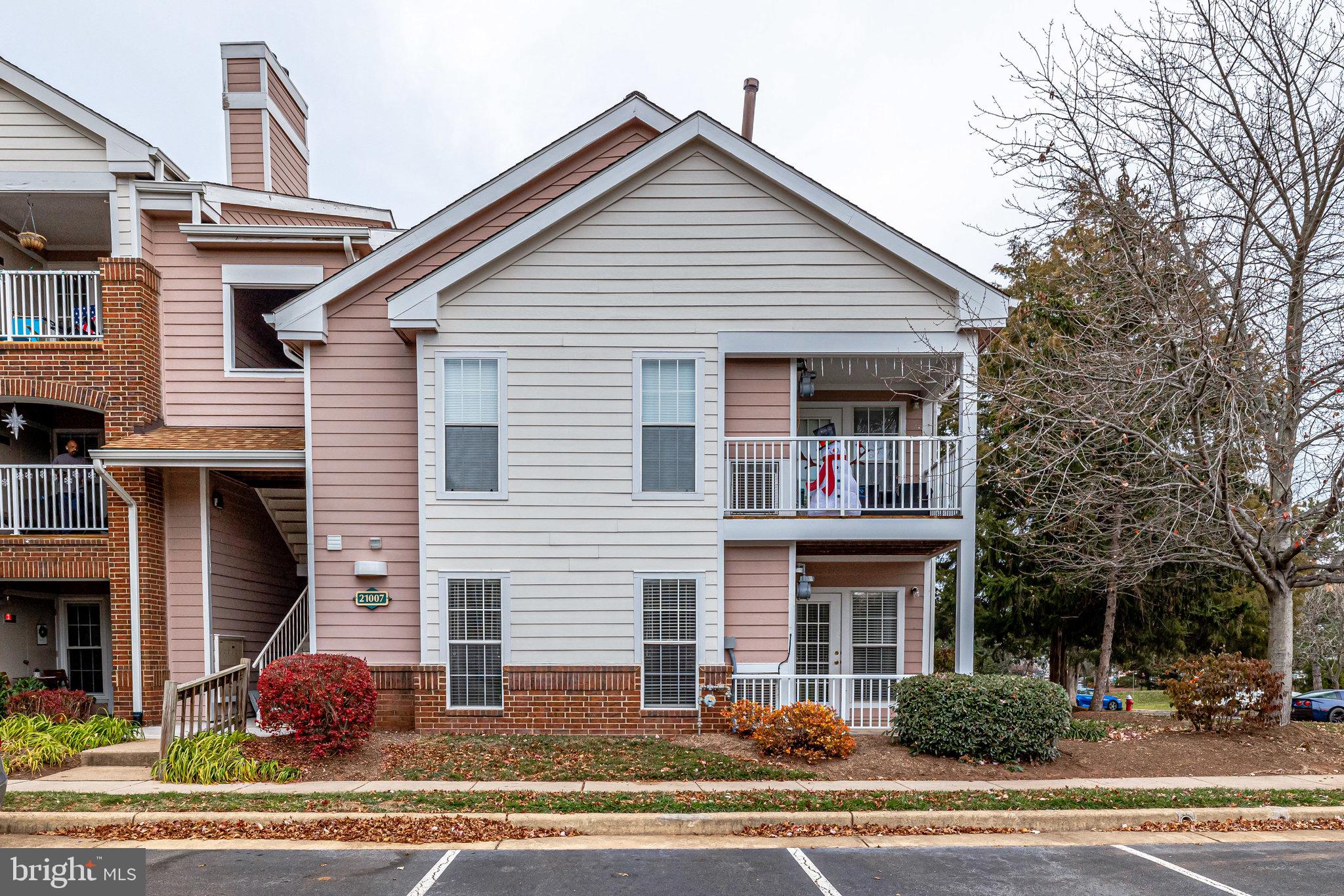 21007 Timber Ridge Terrace, Unit 102 Ashburn, VA 20147 - Photo 3 of 51