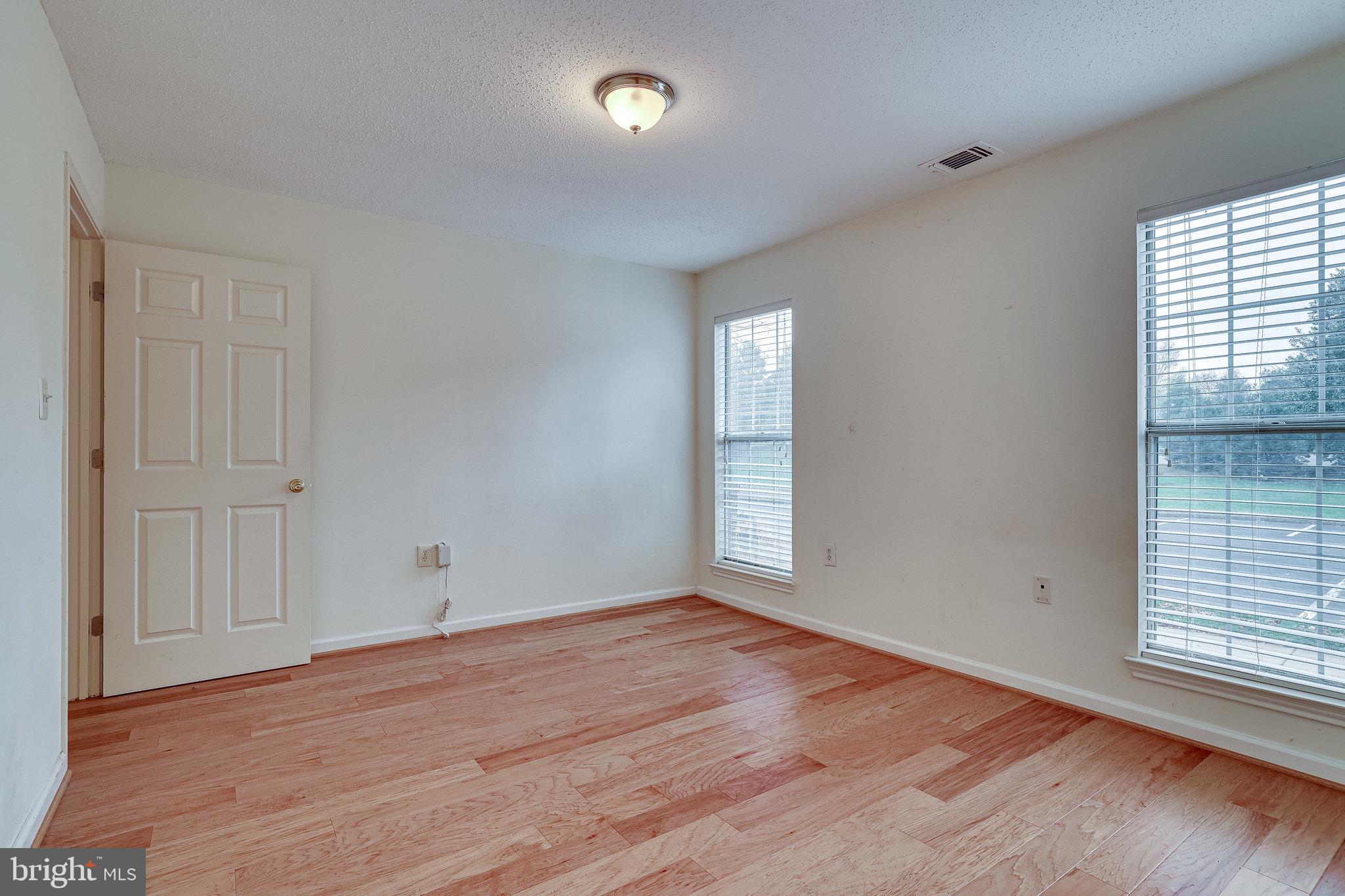 21007 Timber Ridge Terrace, Unit 102 Ashburn, VA 20147 - Photo 33 of 51