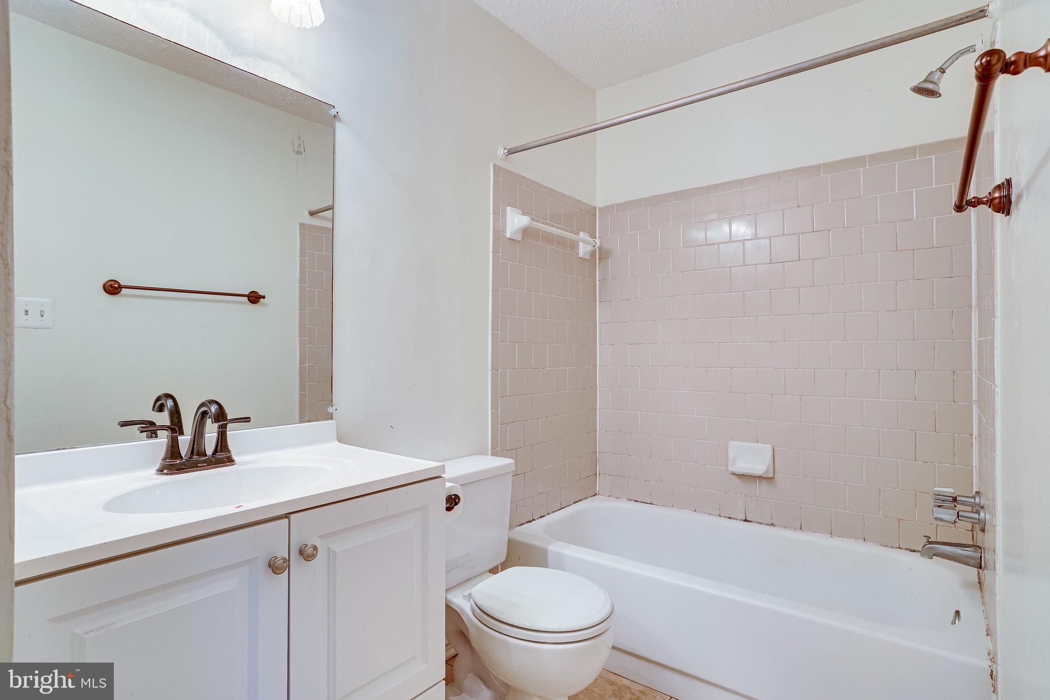 21007 Timber Ridge Terrace, Unit 102 Ashburn, VA 20147 - Photo 37 of 51