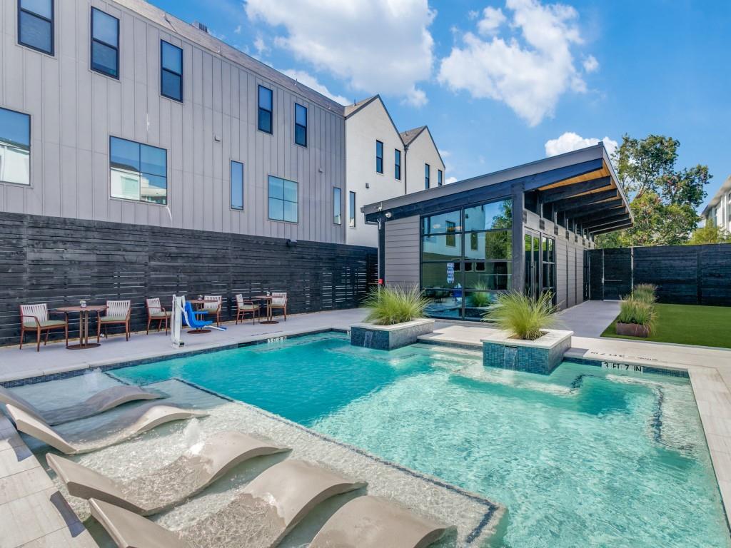 5609 Live Oak Street, Unit 102 Dallas, TX 75206 - Photo 14 of 14 off site resident amenity space located at 2206 Moser Ave