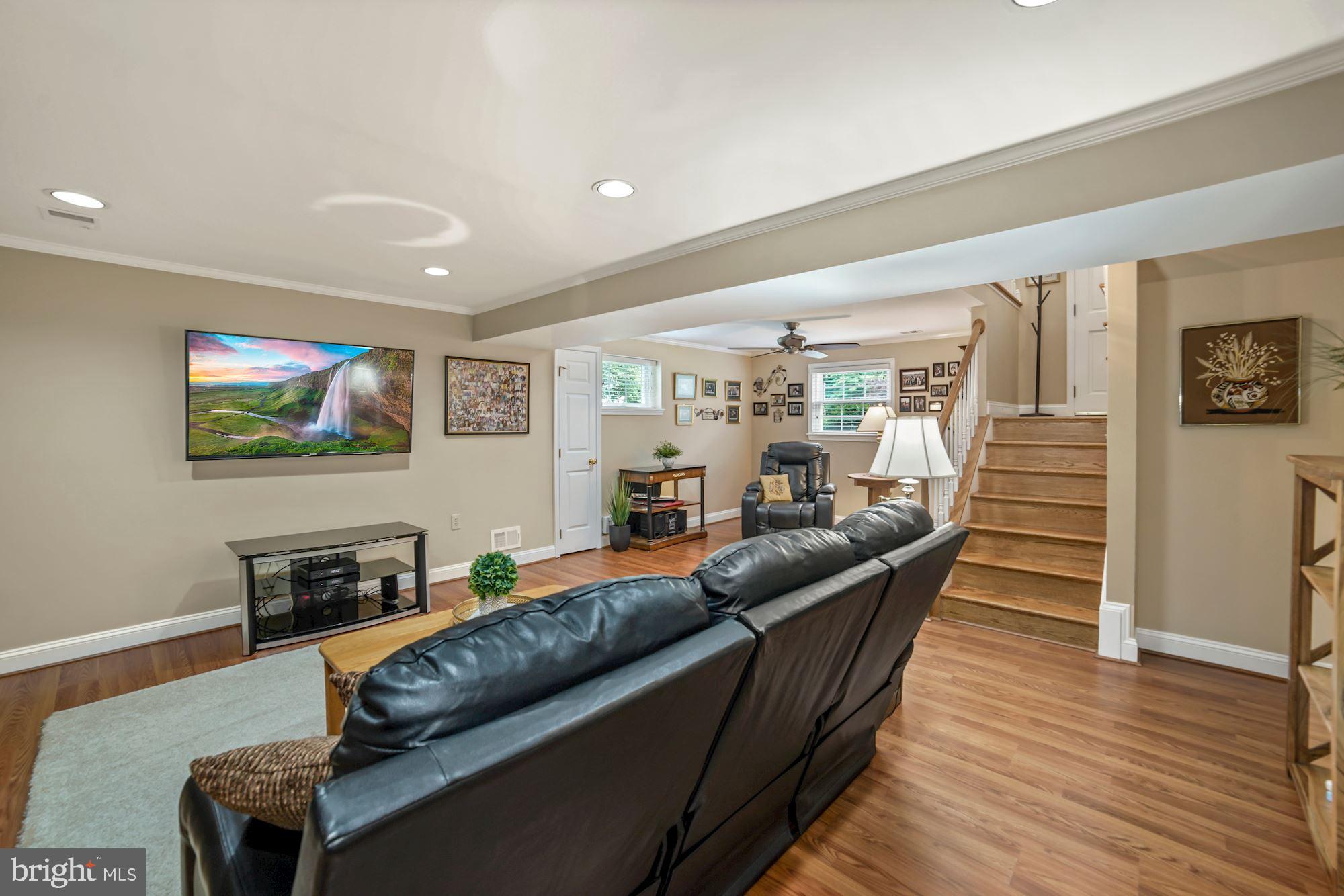 217 Rolling Road Gaithersburg, MD 20877 - Photo 26 of 38 Family Room