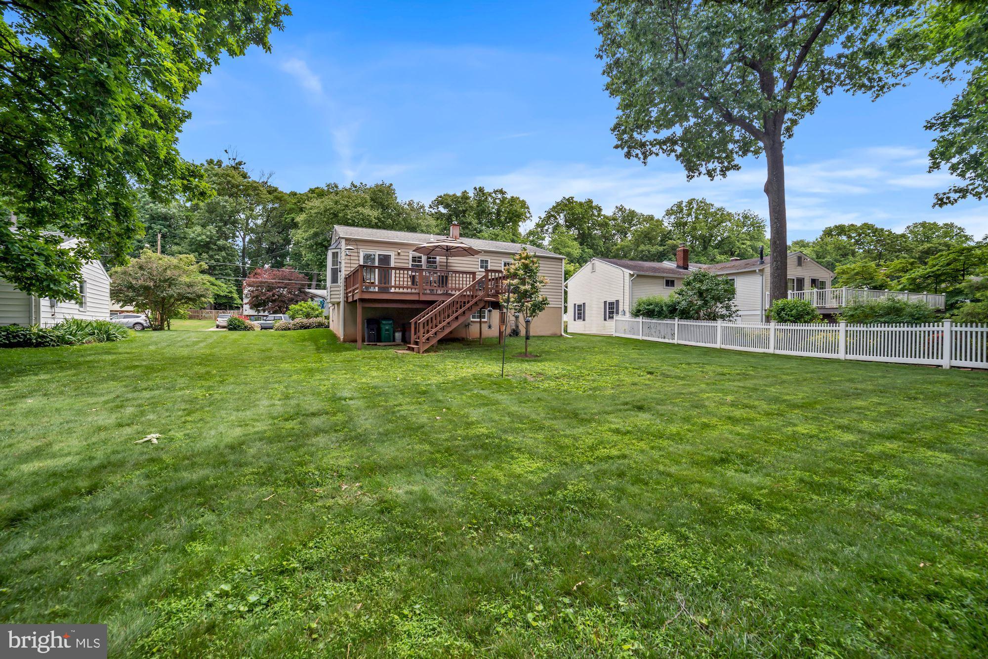 217 Rolling Road Gaithersburg, MD 20877 - Photo 33 of 38 View of rear of home