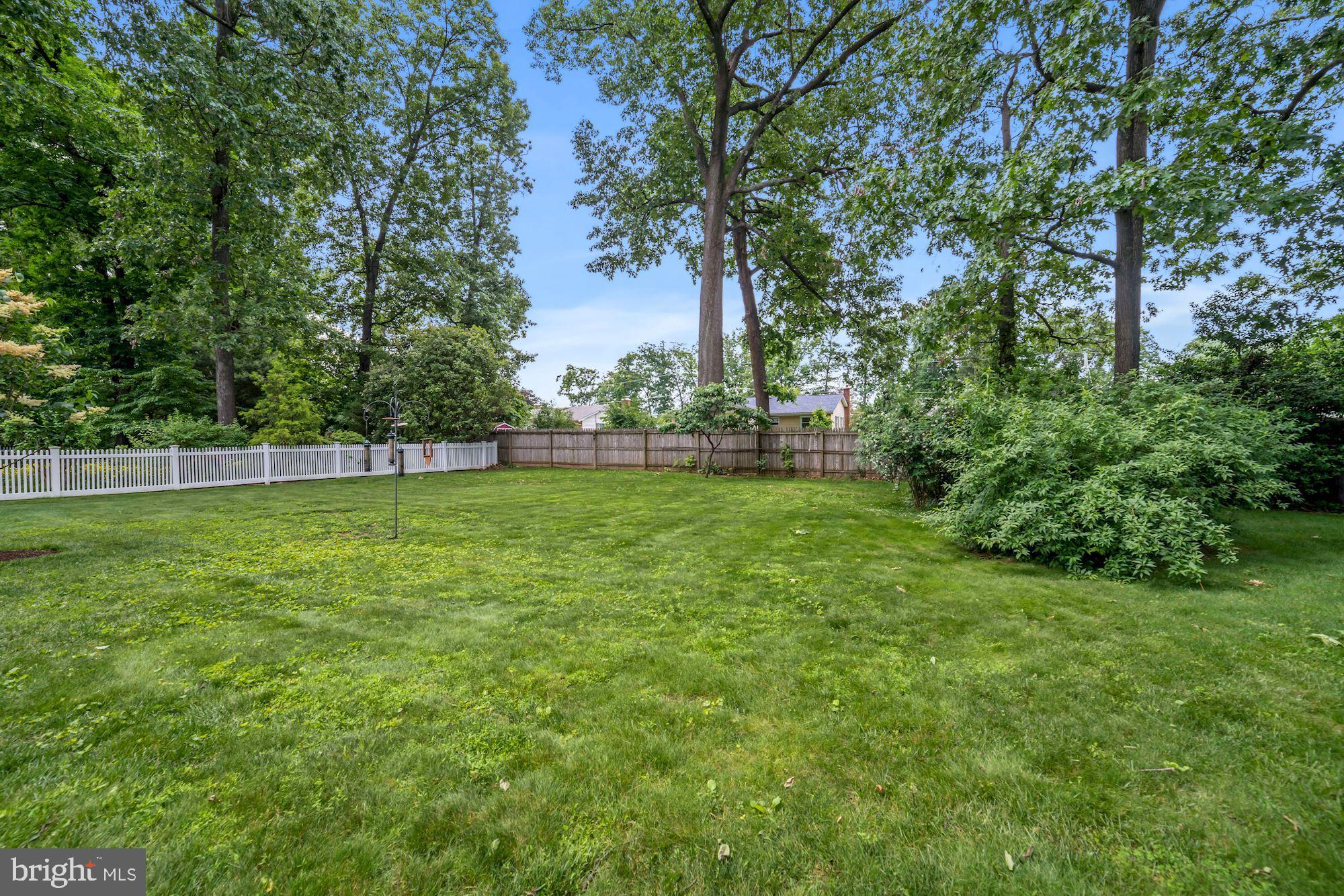 217 Rolling Road Gaithersburg, MD 20877 - Photo 34 of 38 Awesome, flat backyard