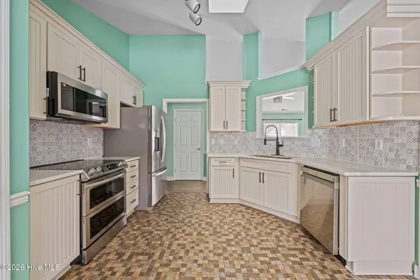 $1,900 | 238 Sellhorn Boulevard, New Bern, NC 28562