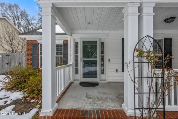 $1,900 | 238 Sellhorn Boulevard, New Bern, NC 28562