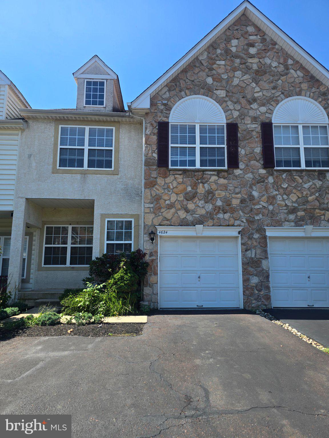 4624 Old Oak Road Doylestown, PA 18902 - Photo 1 of 20 Gallery Image 1