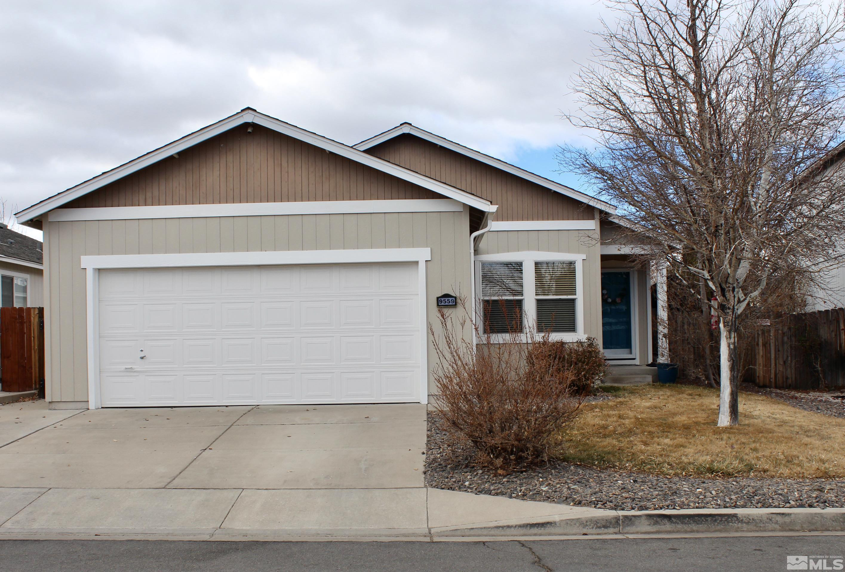 9559 Autumn Leaf Way Reno, NV 89506 - Photo 2 of 21 Photo 2