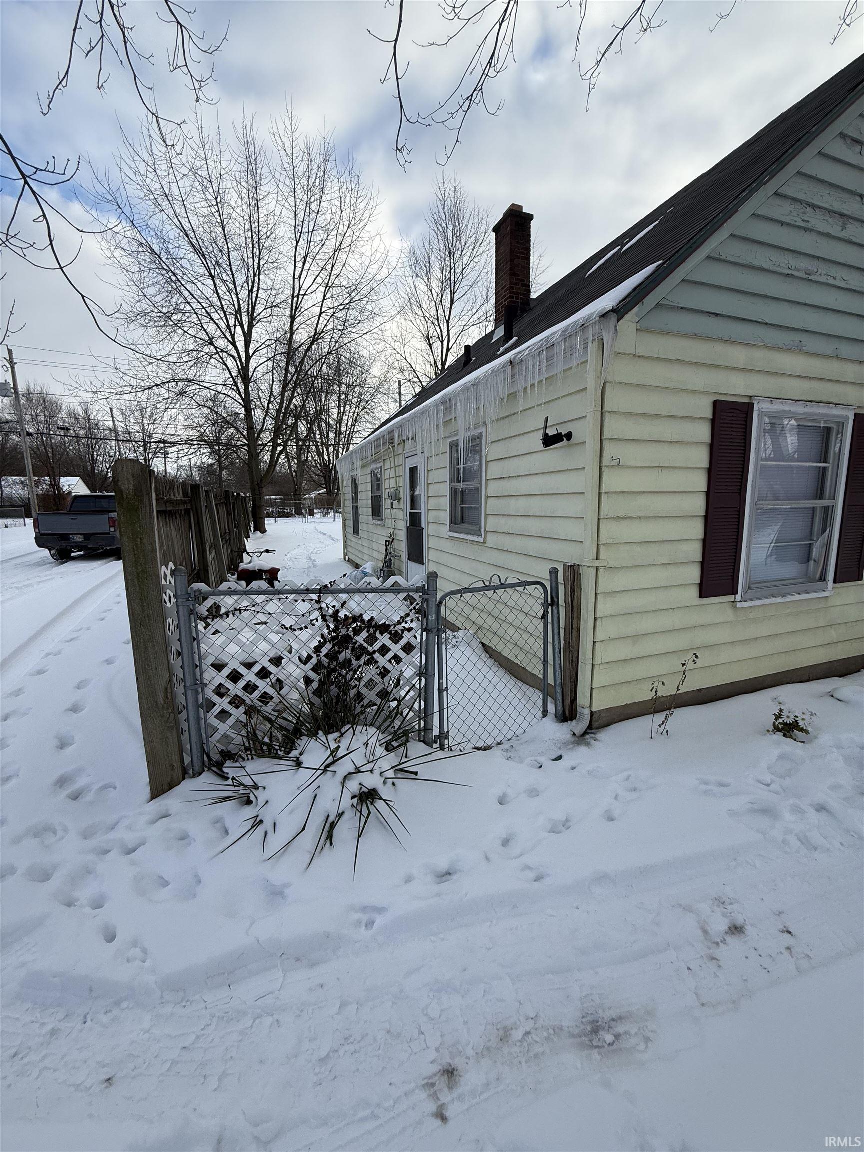 810 McKinnie Avenue Fort Wayne, IN 46806 - Photo 4 of 17