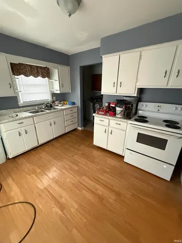 $75,000 | 810 McKinnie Avenue, Fort Wayne, IN 46806