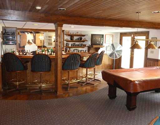 1275 Corn Neck Road Block Island, RI 02807 - Photo 14 of 15 Den/Family/Great Room. Lower Level Gameroom