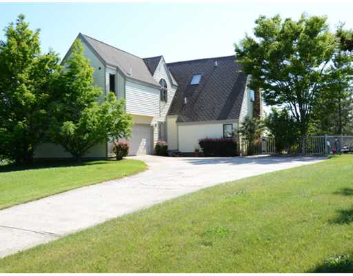 1275 Corn Neck Road Block Island, RI 02807 - Photo 2 of 15 Exterior Front.