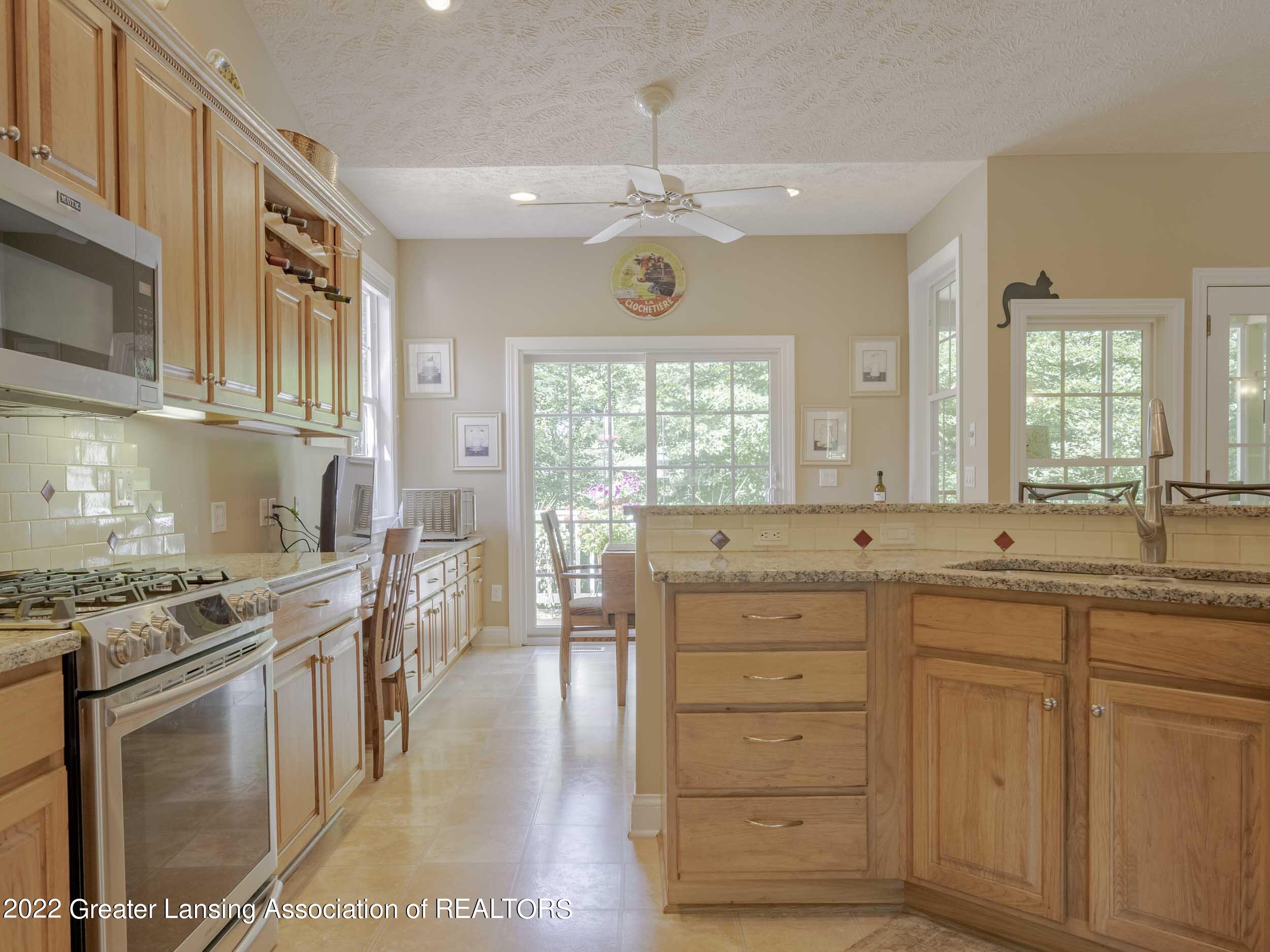 10425 River Rock Road Dimondale, MI 48821 - Photo 5 of 61 10425_River_Rock_Blvd_067-HDR