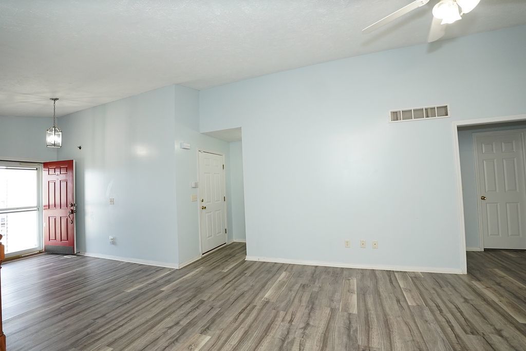 1124 Rader Run Bloomington, IL 61704 - Photo 12 of 48 Gallery Image 12