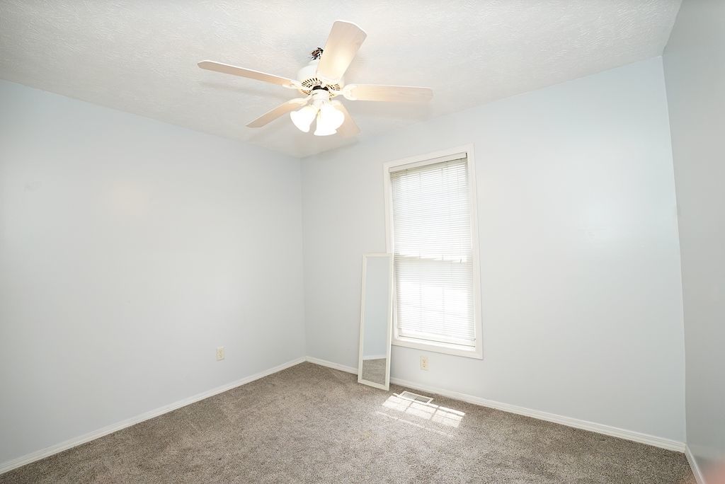 1124 Rader Run Bloomington, IL 61704 - Photo 14 of 48 Gallery Image 14
