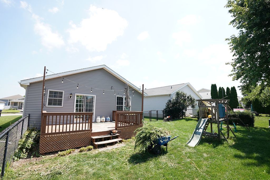 1124 Rader Run Bloomington, IL 61704 - Photo 40 of 48 Gallery Image 40
