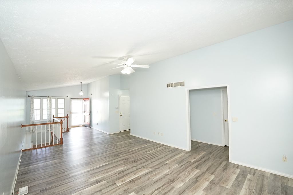 1124 Rader Run Bloomington, IL 61704 - Photo 6 of 48 Gallery Image 6