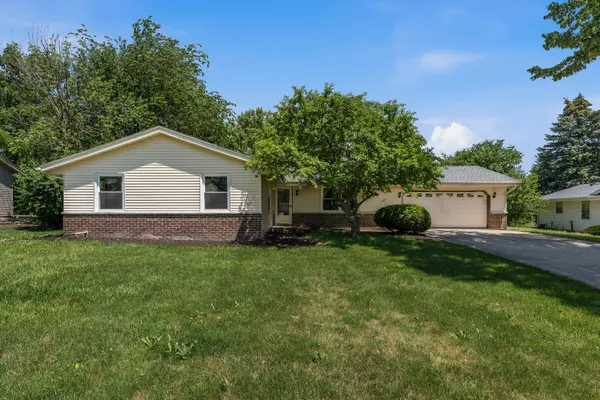 $429,500 | N101W15864 Santa Fe Drive, Germantown, WI 53022