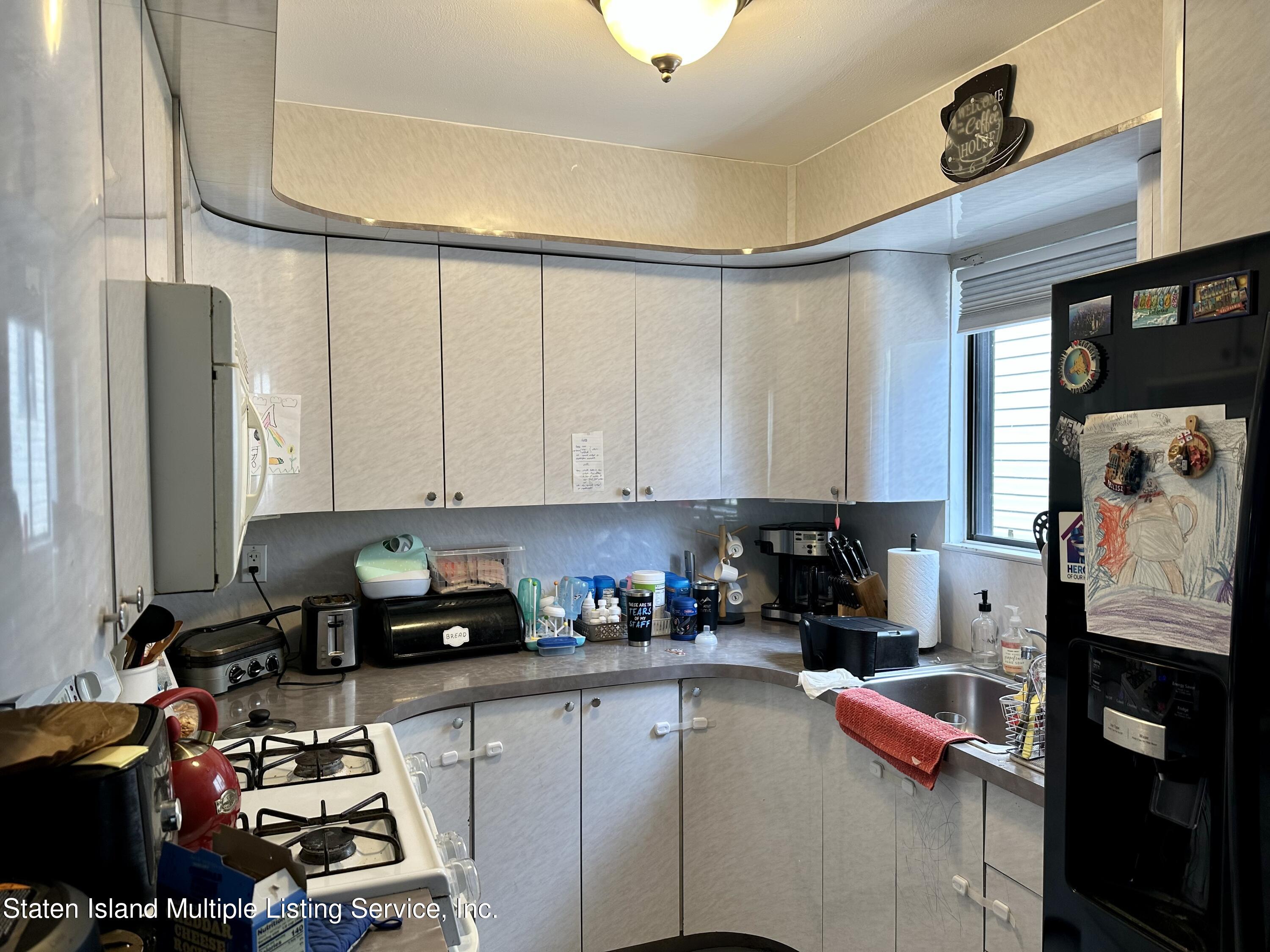 51 Stack Drive, Unit A Staten Island, NY 10312 - Photo 8 of 12 F886C3F4-1303-4021-9755-A042D92546EE