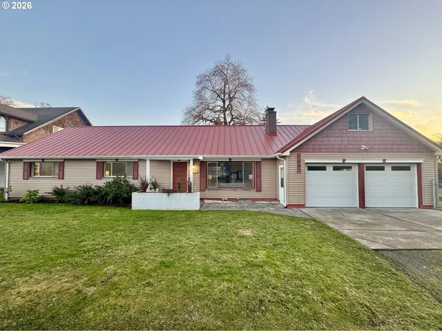 $625,000 | 144 Briarcliff Drive, Eugene, OR 97404