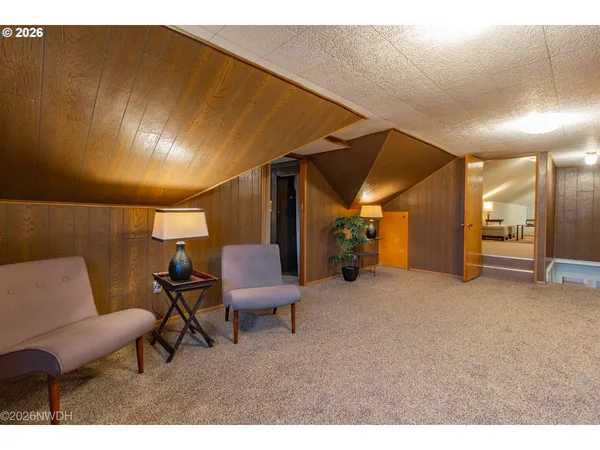 $599,900 | 144 Briarcliff Drive, Eugene, OR 97404