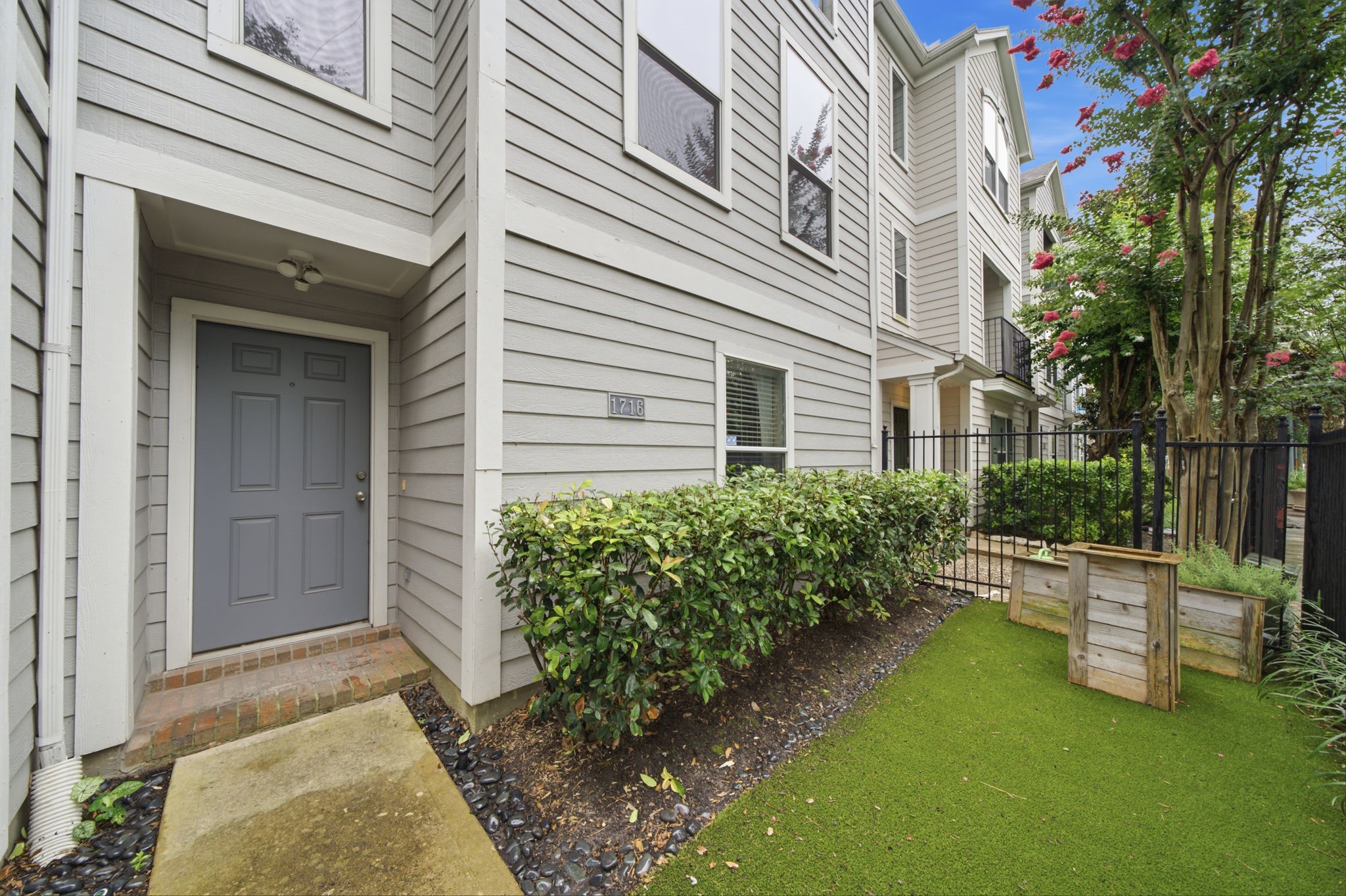 1716 Elgin Street Houston, TX 77004 - Photo 5 of 35