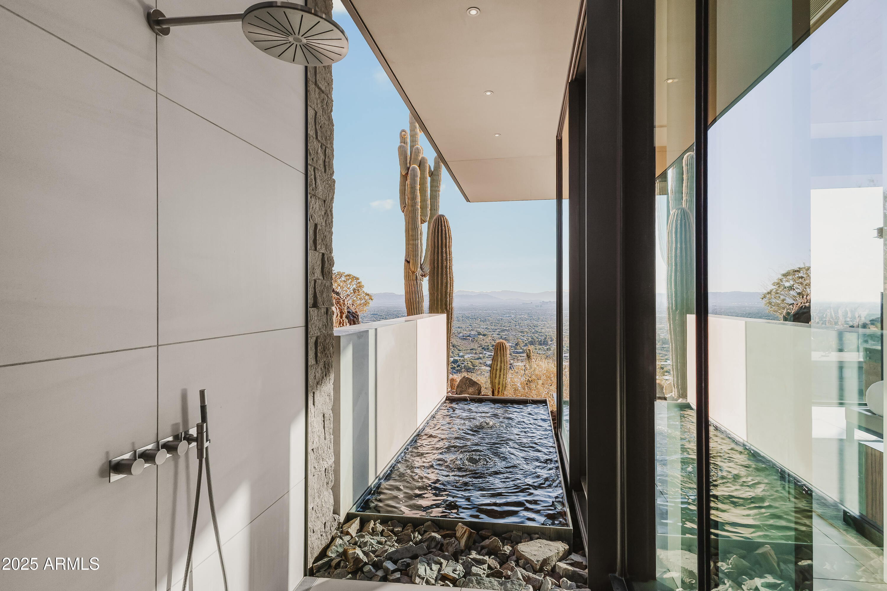 4301 East Upper Ridge Way Paradise Valley, AZ 85253 - Photo 22 of 53 a view of a balcony
