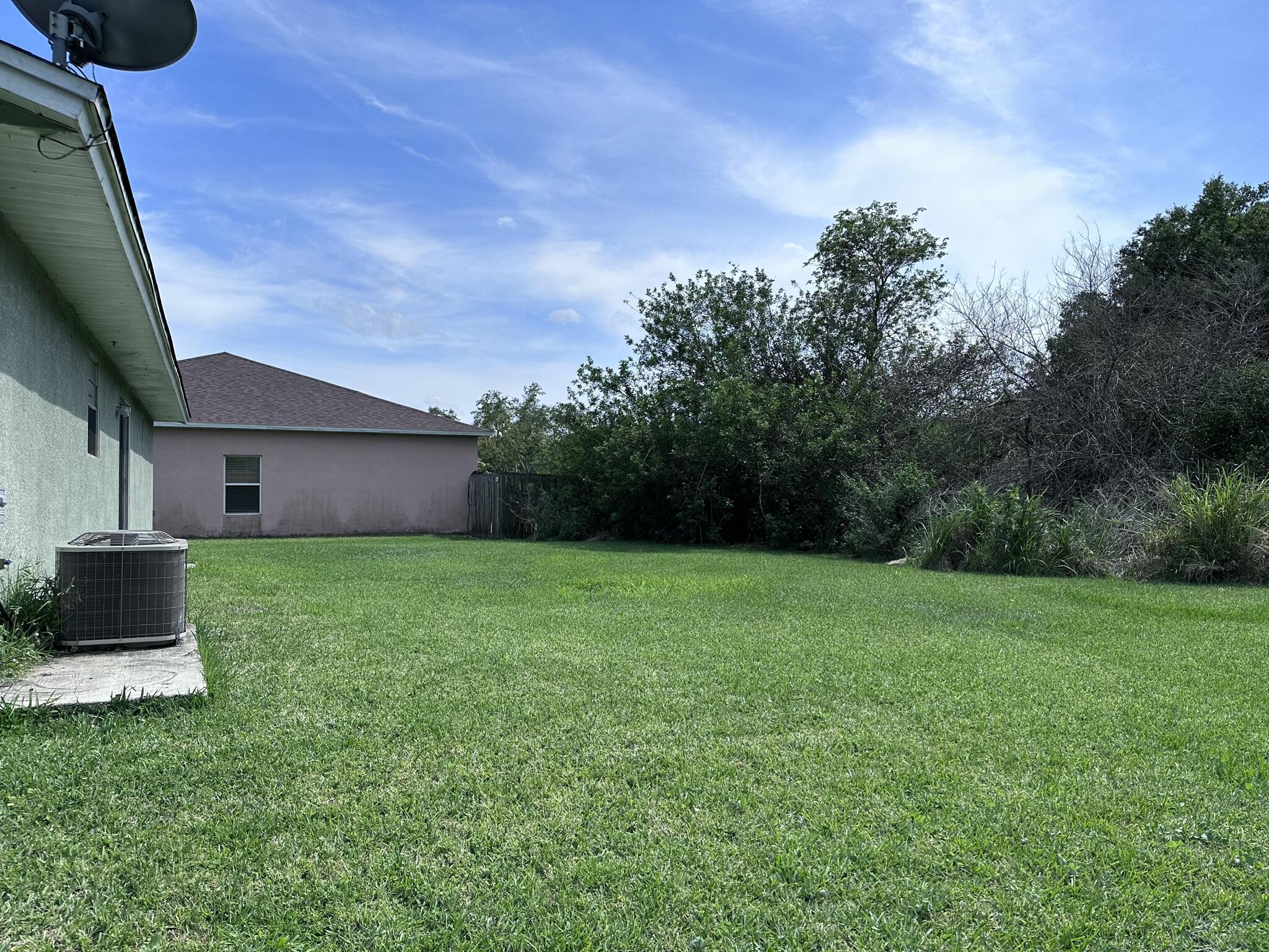 1962 Southwest Capri Street Port St. Lucie, FL 34953 - Photo 23 of 26 IMG_5236