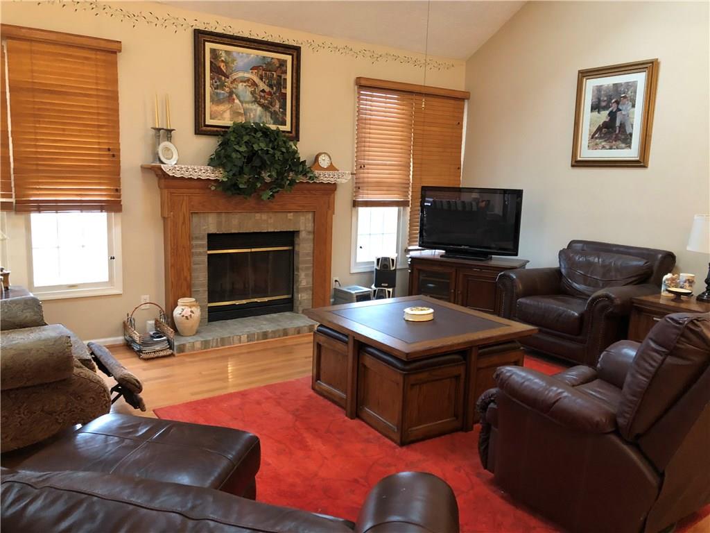8891 Hilltop Road North Huntingdon, PA 15642 - Photo 9 of 22 Gallery Image 9