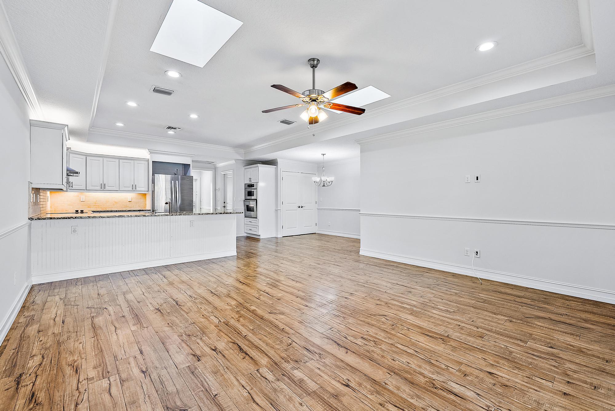 5791 Roebuck Road Jupiter, FL 33458 - Photo 5 of 23 Family Room