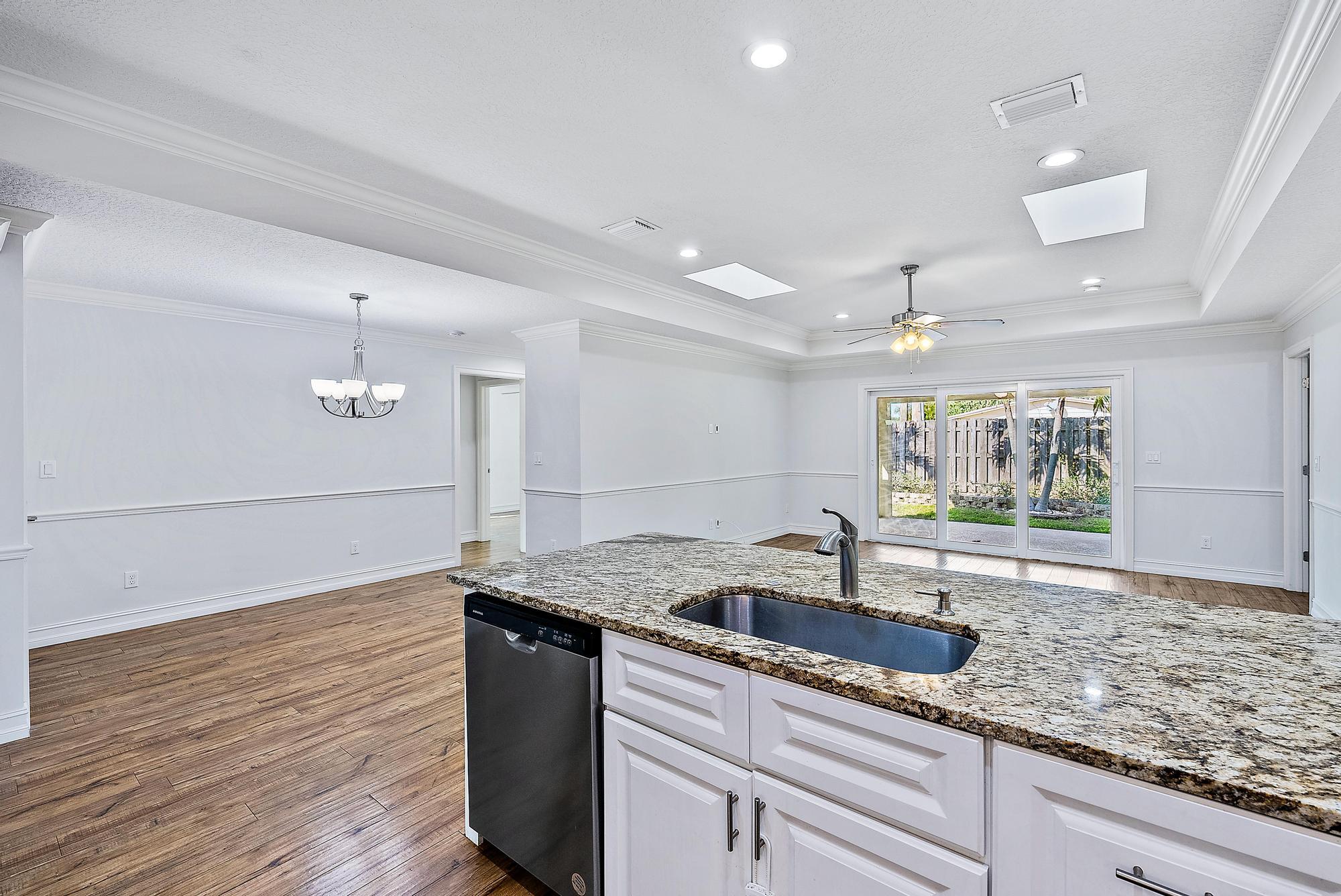 5791 Roebuck Road Jupiter, FL 33458 - Photo 8 of 23 Kitchen