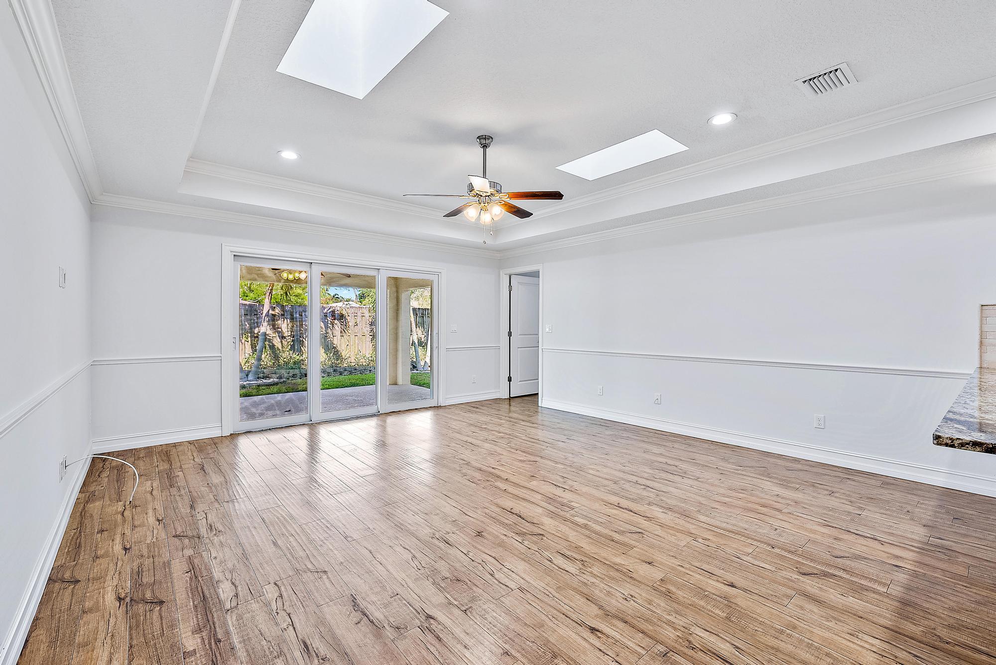 5791 Roebuck Road Jupiter, FL 33458 - Photo 10 of 23 Family Room