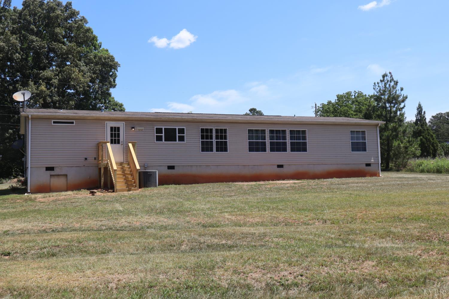 6129 Bethany Road Rustburg, VA 24588 - Photo 4 of 24