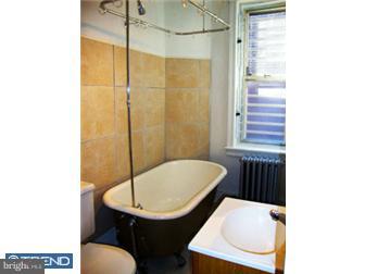 1136 Rising Sun Avenue Philadelphia, PA 19140 - Photo 10 of 11 Bathroom