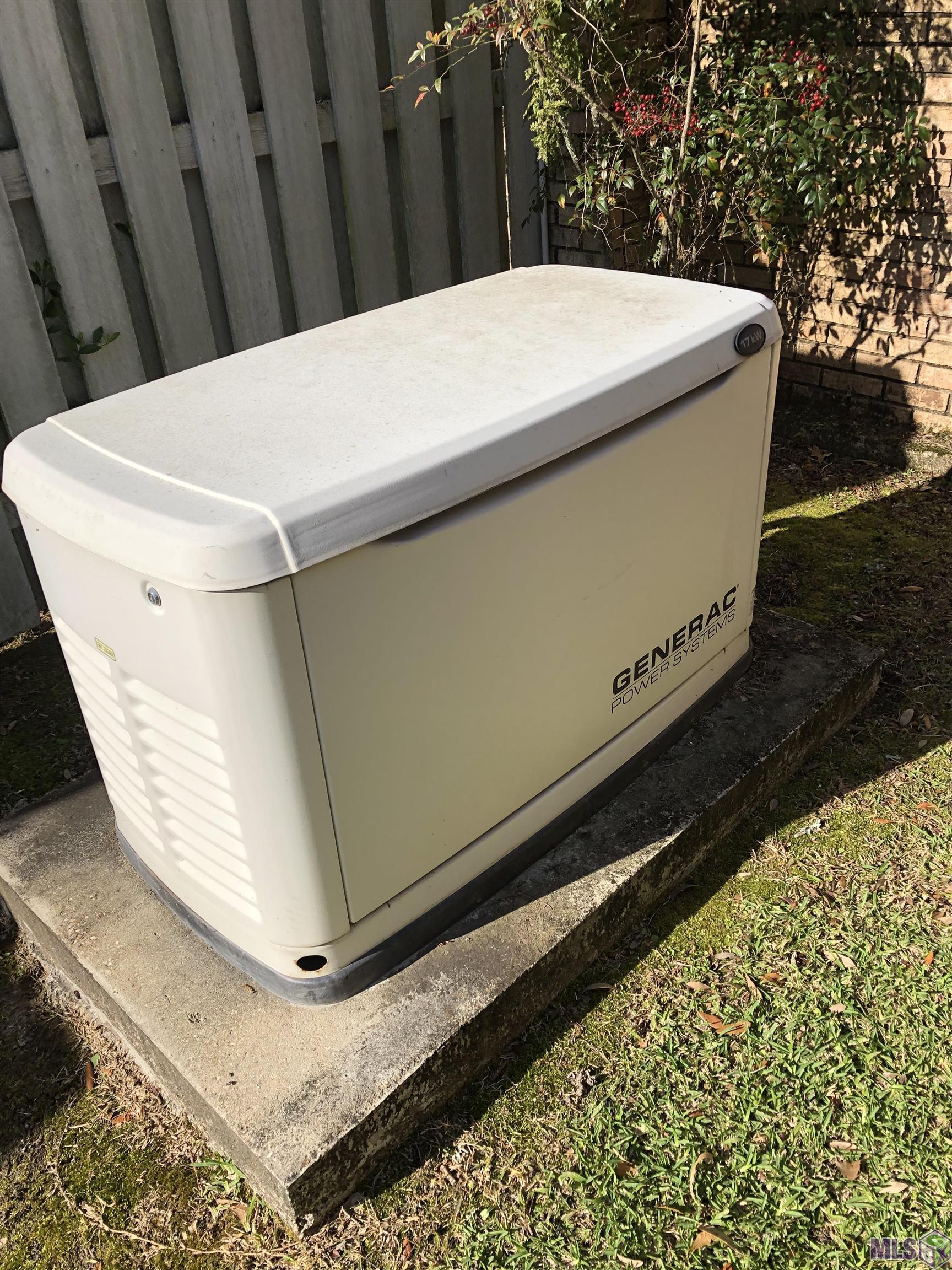 1111 Colonial Drive Baton Rouge, LA 70806 - Photo 12 of 12 Whole House Generator!!!!