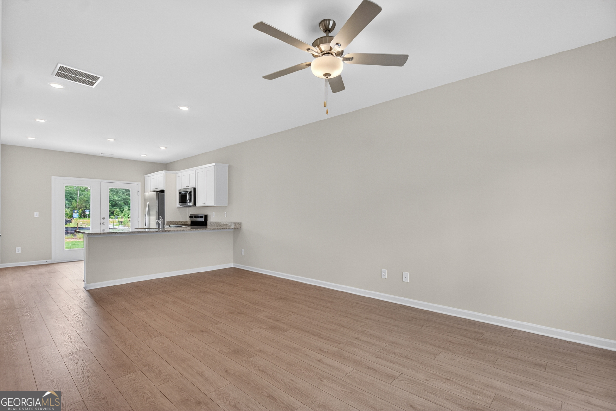 218 Rooker Drive LaGrange, GA 30241 - Photo 2 of 16
