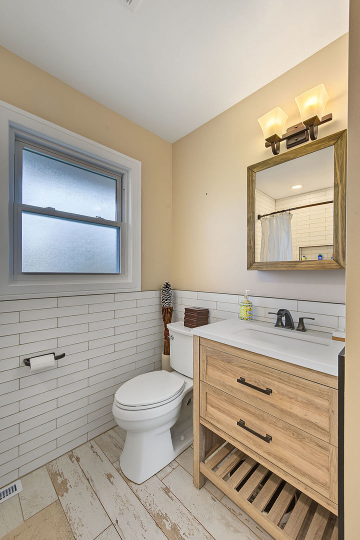 403 Spring S Road Schaumburg, IL 60193 - Photo 18 of 26 Gallery Image 18